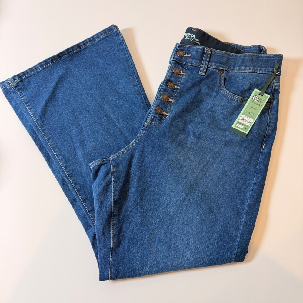 Terra & Sky Womens High Rise Button Fly Flare Leg Jeans Sloane Wash 16W NWT